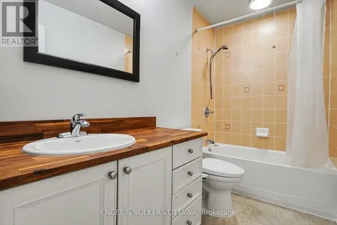 340 Forestbrook Street Ottawa ON K2K 0B8