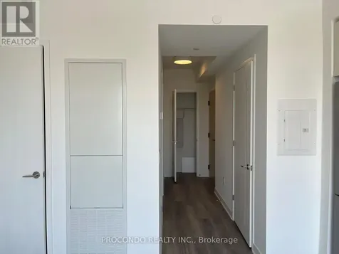 10 Oak St Street East Toronto (regent Park) ON M5A 0Z1
