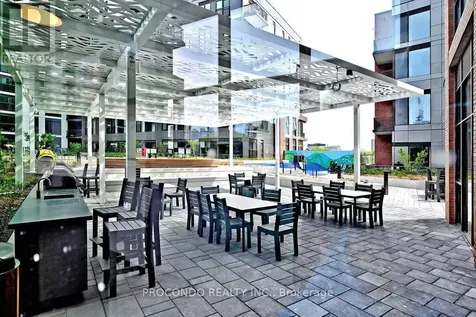 10 Oak St Street East Toronto (regent Park) ON M5A 0Z1
