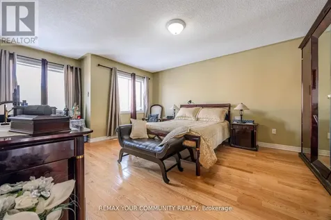 50 Lodgeway Drive Vaughan ON L6A 3S5