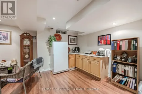 50 Lodgeway Drive Vaughan ON L6A 3S5