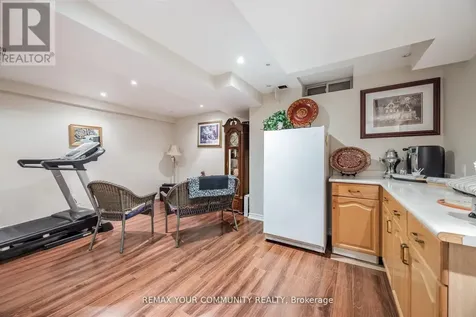 50 Lodgeway Drive Vaughan ON L6A 3S5