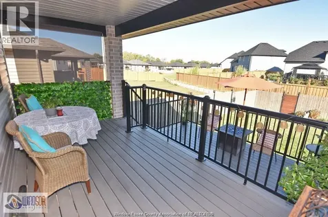48 Kingsbridge Amherstburg ON N9V 4A5
