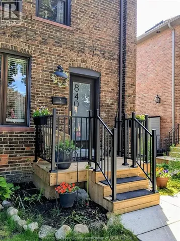 840 Monmouth Road Windsor ON N8Y 3L4