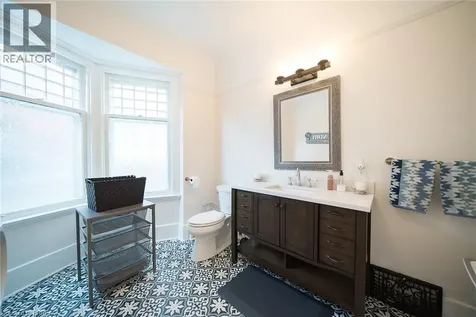 8 William Street Brantford ON N3T 3K1