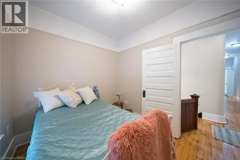 8 William Street Brantford ON N3T 3K1