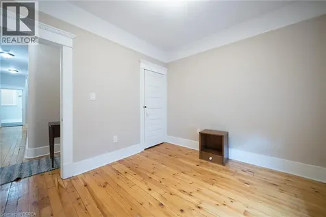 8 William Street Brantford ON N3T 3K1