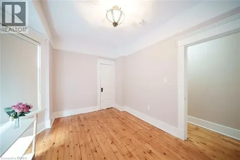 8 William Street Brantford ON N3T 3K1