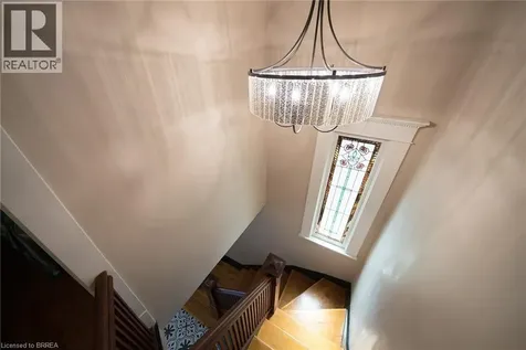 8 William Street Brantford ON N3T 3K1