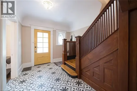 8 William Street Brantford ON N3T 3K1