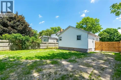 249 Vidal Street South Sarnia ON N7T 2T8