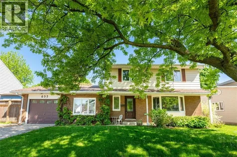 635 Highbury Park Sarnia ON N7V 2K1