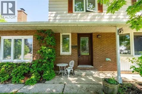 635 Highbury Park Sarnia ON N7V 2K1