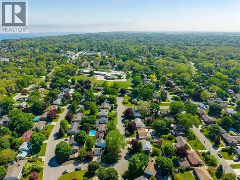 635 Highbury Park Sarnia ON N7V 2K1