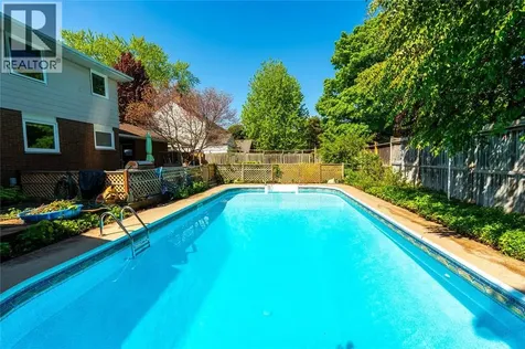 635 Highbury Park Sarnia ON N7V 2K1