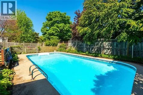 635 Highbury Park Sarnia ON N7V 2K1