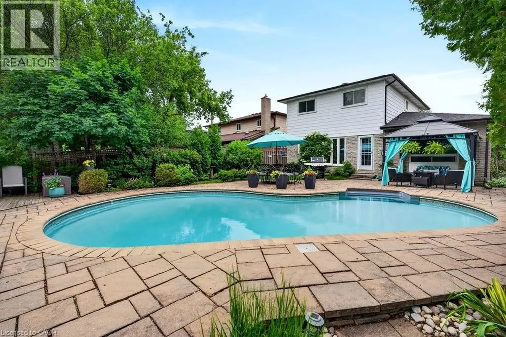 2341 Duncaster Drive Burlington ON L7P 4C3