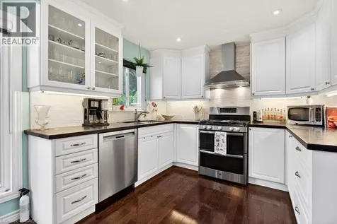 2341 Duncaster Drive Burlington ON L7P 4C3