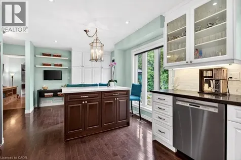 2341 Duncaster Drive Burlington ON L7P 4C3