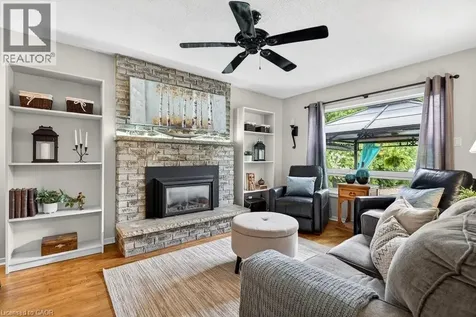 2341 Duncaster Drive Burlington ON L7P 4C3