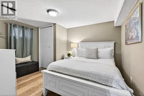 2341 Duncaster Drive Burlington ON L7P 4C3