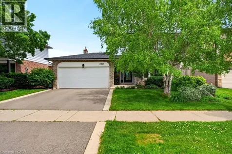 2341 Duncaster Drive Burlington ON L7P 4C3