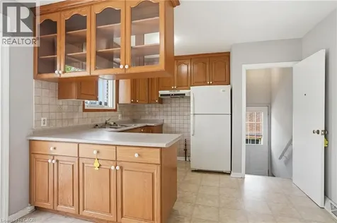 127 Wellington Street Welland ON L3B 1B2