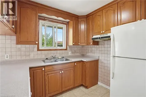 127 Wellington Street Welland ON L3B 1B2