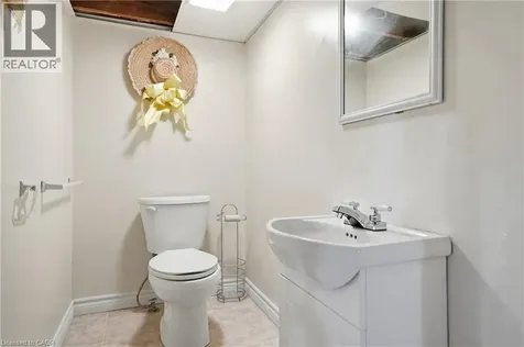 127 Wellington Street Welland ON L3B 1B2
