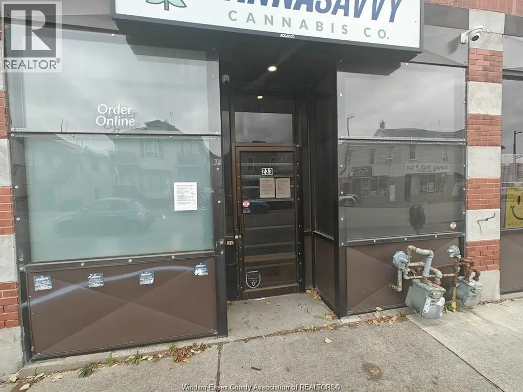 233 Wyandotte Street East Windsor ON N9A 3H5