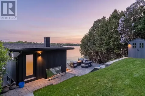 1305 North Shore Drive Sudbury ON P3B 1E7
