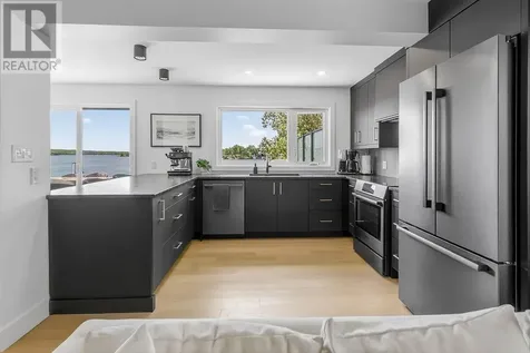 1305 North Shore Drive Sudbury ON P3B 1E7