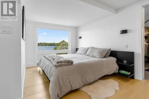 1305 North Shore Drive Sudbury ON P3B 1E7