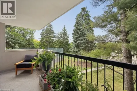 260 Sheldon Drive North Kitchener ON N2H 6P2