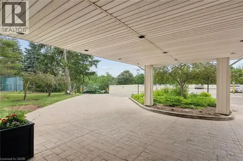 260 Sheldon Drive North Kitchener ON N2H 6P2