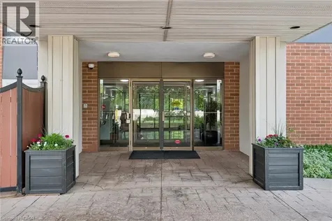 260 Sheldon Drive North Kitchener ON N2H 6P2