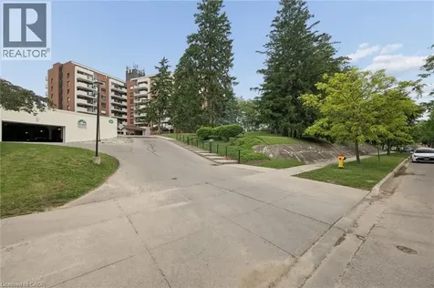 260 Sheldon Drive North Kitchener ON N2H 6P2