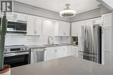 260 Sheldon Drive North Kitchener ON N2H 6P2