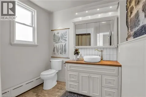 54 Bruce Street Cambridge ON N1R 2E3