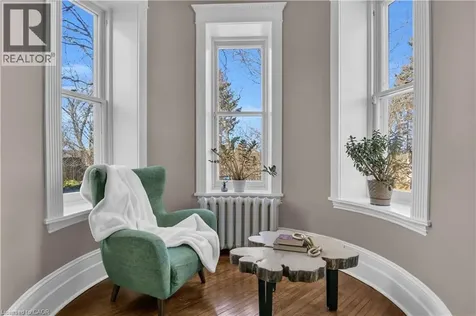 54 Bruce Street Cambridge ON N1R 2E3
