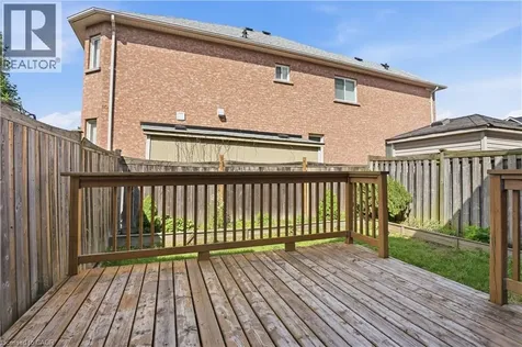 2393 Curtis Road Burlington ON L7L 7M4