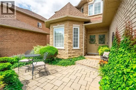 26 Shadetree Crescent Stoney Creek ON L8J 3X2