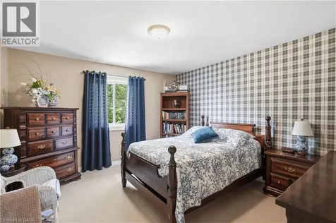 26 Shadetree Crescent Stoney Creek ON L8J 3X2