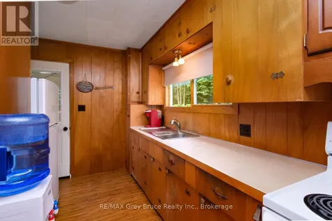 11 Eldridge Avenue South Bruce Peninsula ON N0H 2G0