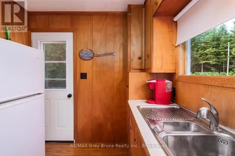 11 Eldridge Avenue South Bruce Peninsula ON N0H 2G0