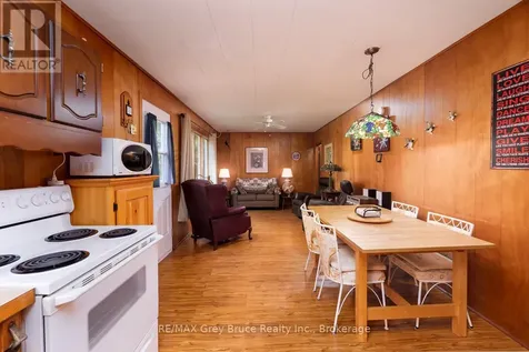 11 Eldridge Avenue South Bruce Peninsula ON N0H 2G0