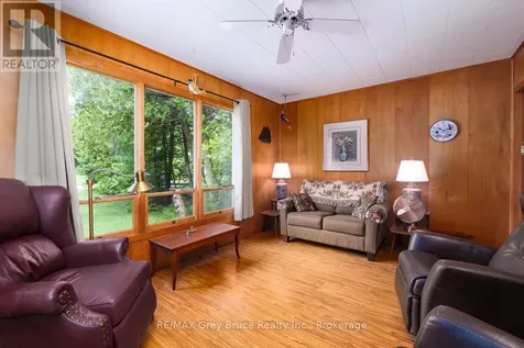11 Eldridge Avenue South Bruce Peninsula ON N0H 2G0