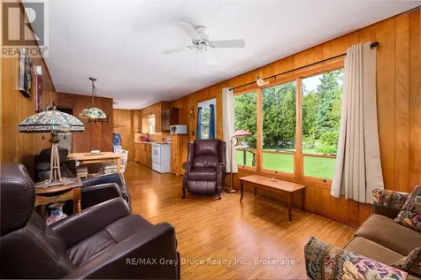 11 Eldridge Avenue South Bruce Peninsula ON N0H 2G0