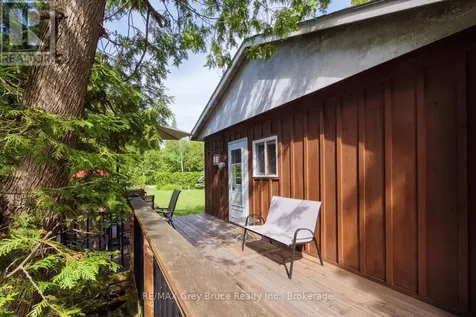 11 Eldridge Avenue South Bruce Peninsula ON N0H 2G0