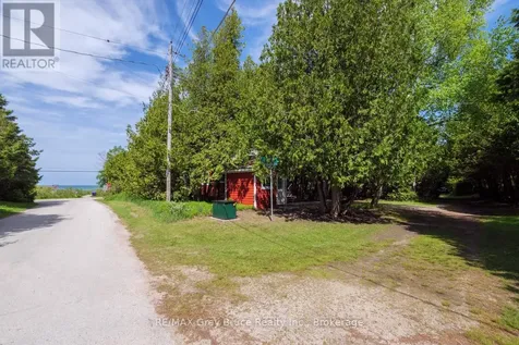 11 Eldridge Avenue South Bruce Peninsula ON N0H 2G0